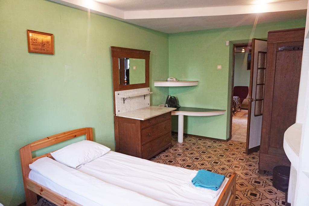 Apartament Erfolg 6 陶格夫匹尔斯 外观 照片